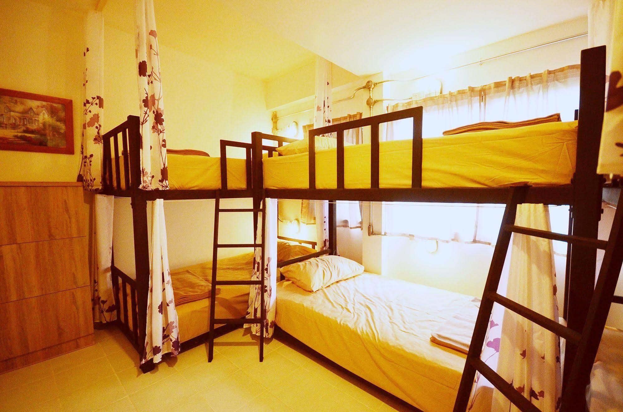 Early Bird Hostel Ayutthaya Eksteriør bilde